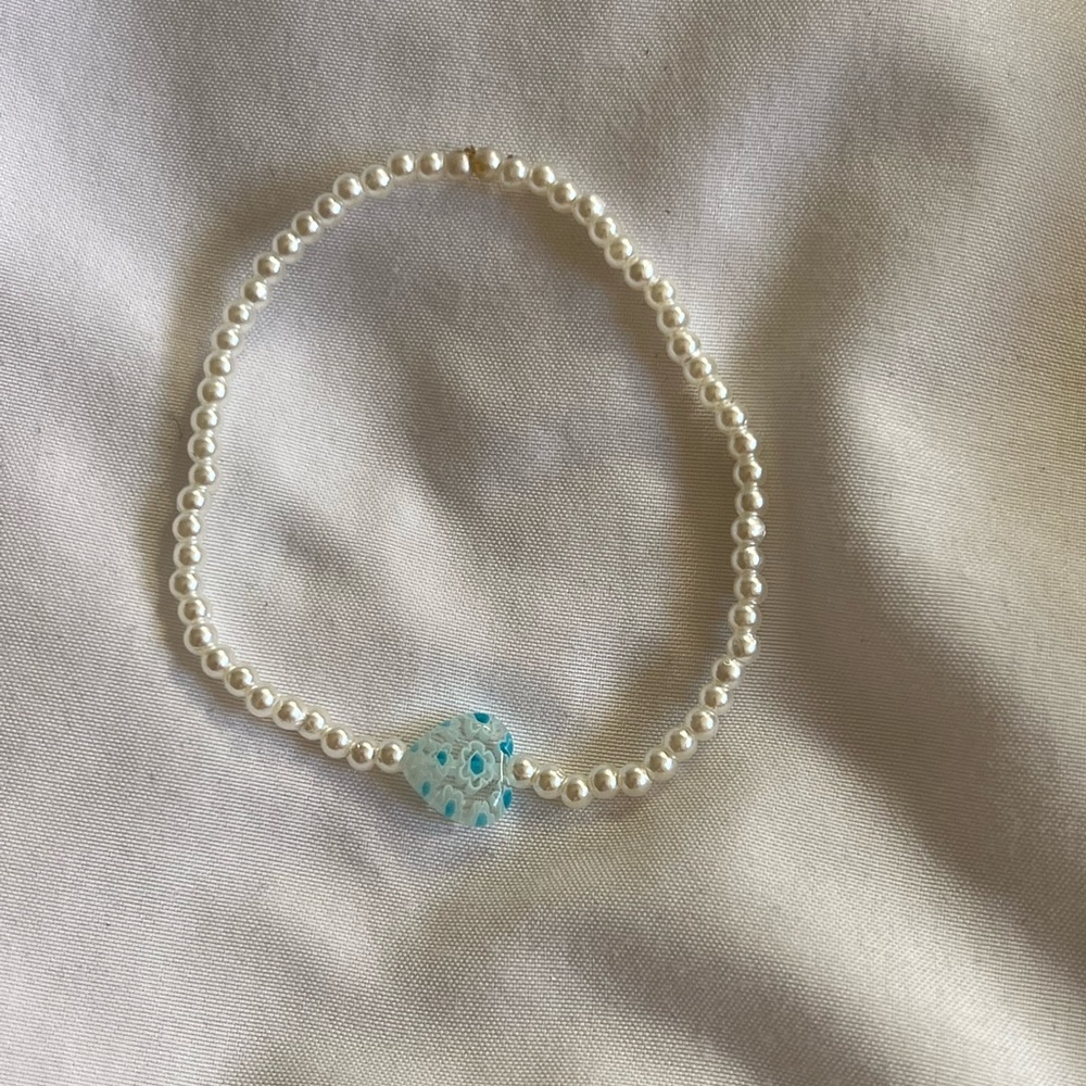 Dainty Pearl bracelet